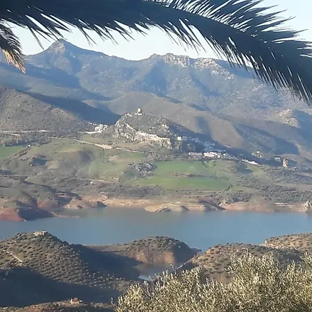 Casa El Almendro * El Gastor